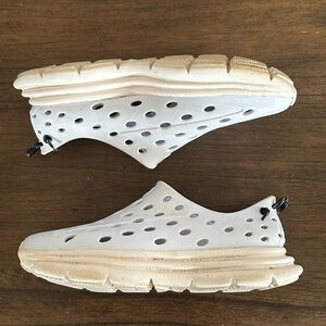 Kane Revive Light Gray Recovery Shoes M8 W10 Slip On Comfort Clogs